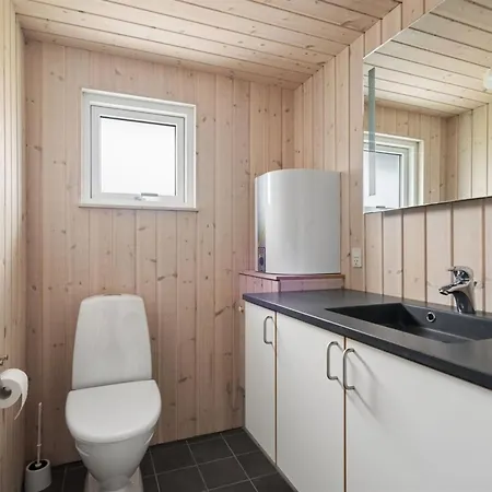 Algeth - 2-5km From The Sea By Interhome Feriehus *