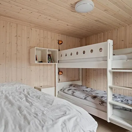 Algeth - 2-5km From The Sea By Interhome